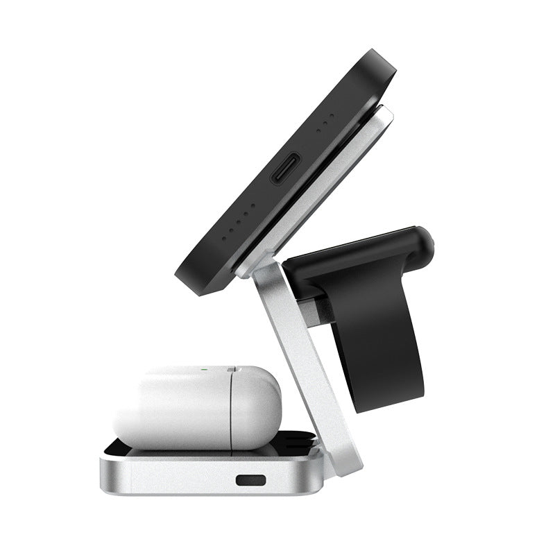 SnapCharge™ Magnetic Charging Station